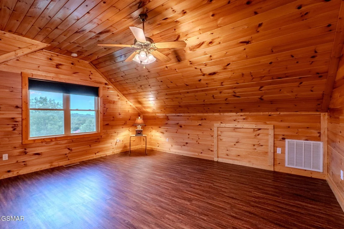 Photo of 1110 Hide Away Lane