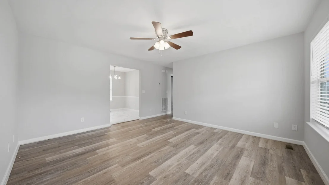 Photo of 205 Pinewood Drive