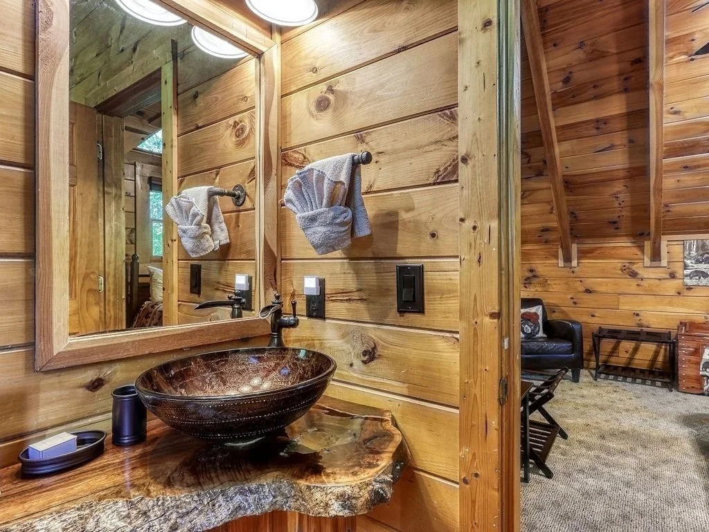 Photo of Unit DANCINGBEARFOOT at 2241 Beach Front Drive