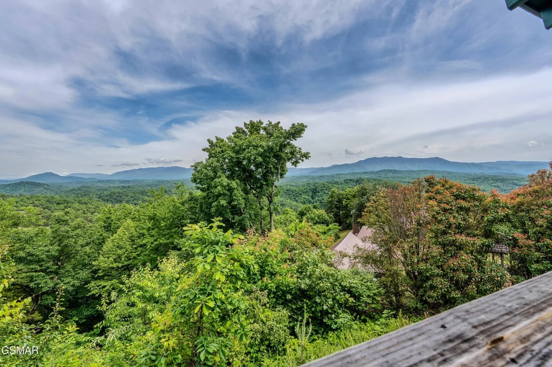 Photo of 1827 Timber Ridge Way