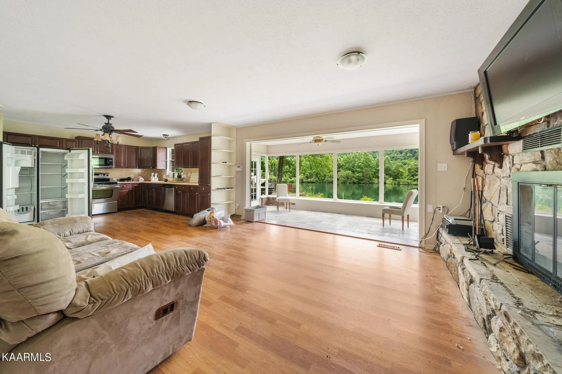 Photo of 329 Gibbs Ferry Rd