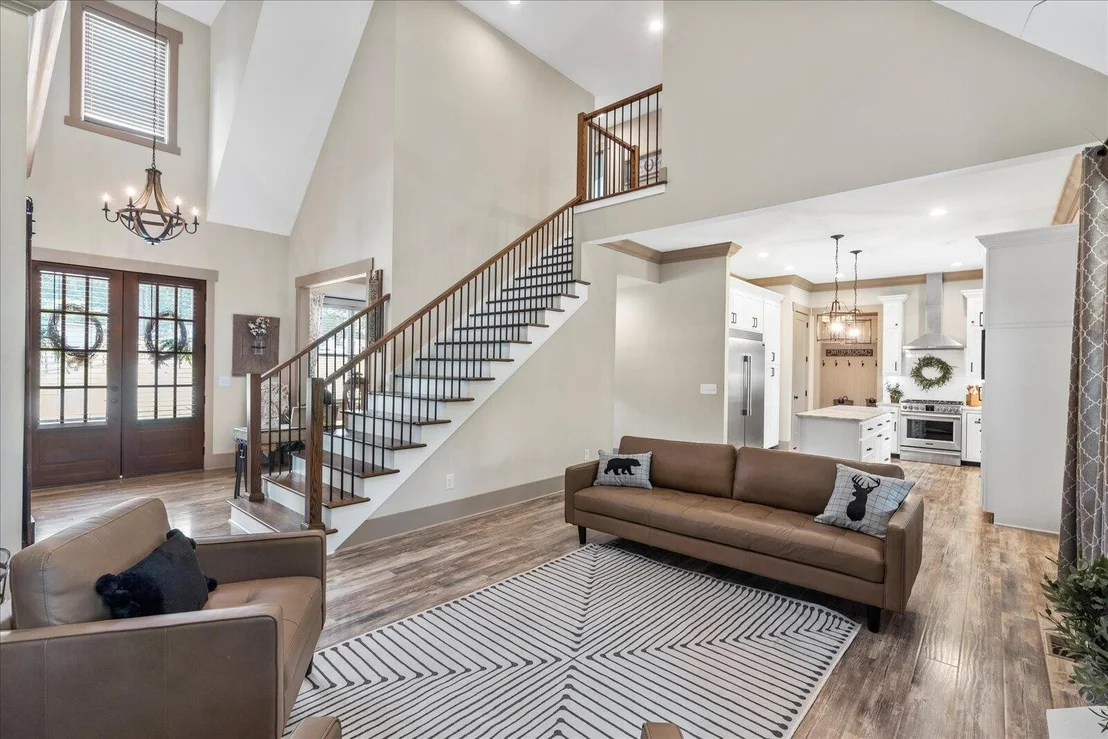 Photo of 8417 Pine Ridge Road