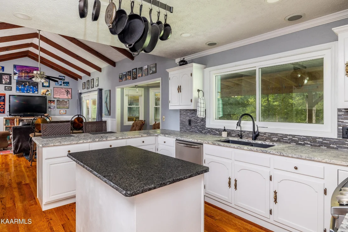 Photo of 2485 Maples Branch Rd