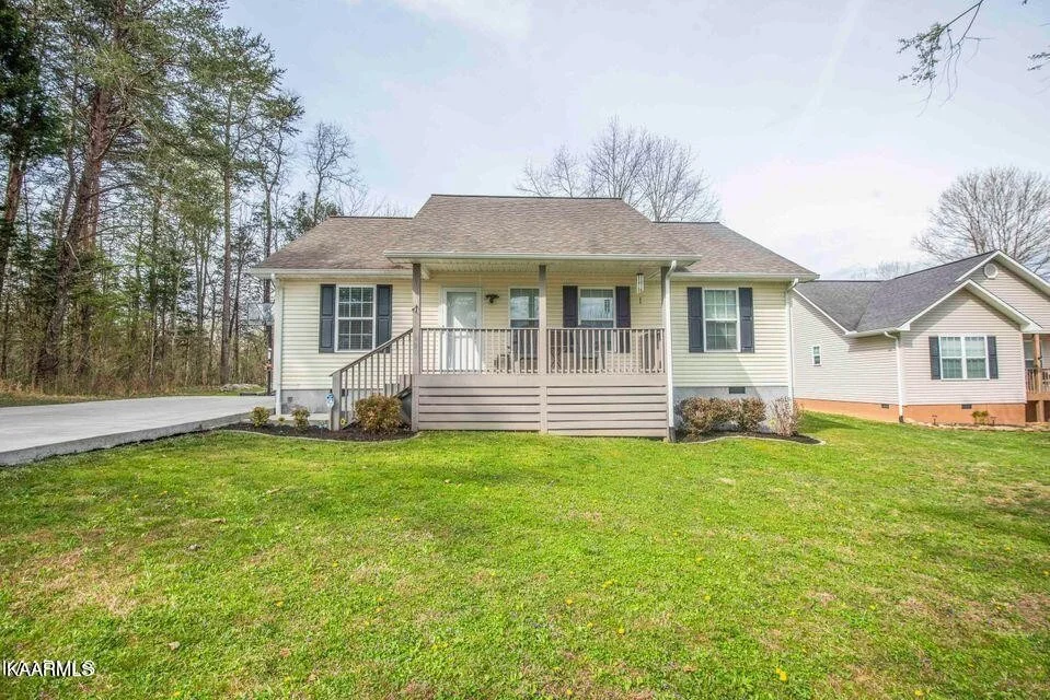 Photo of 226 Sandy Circle