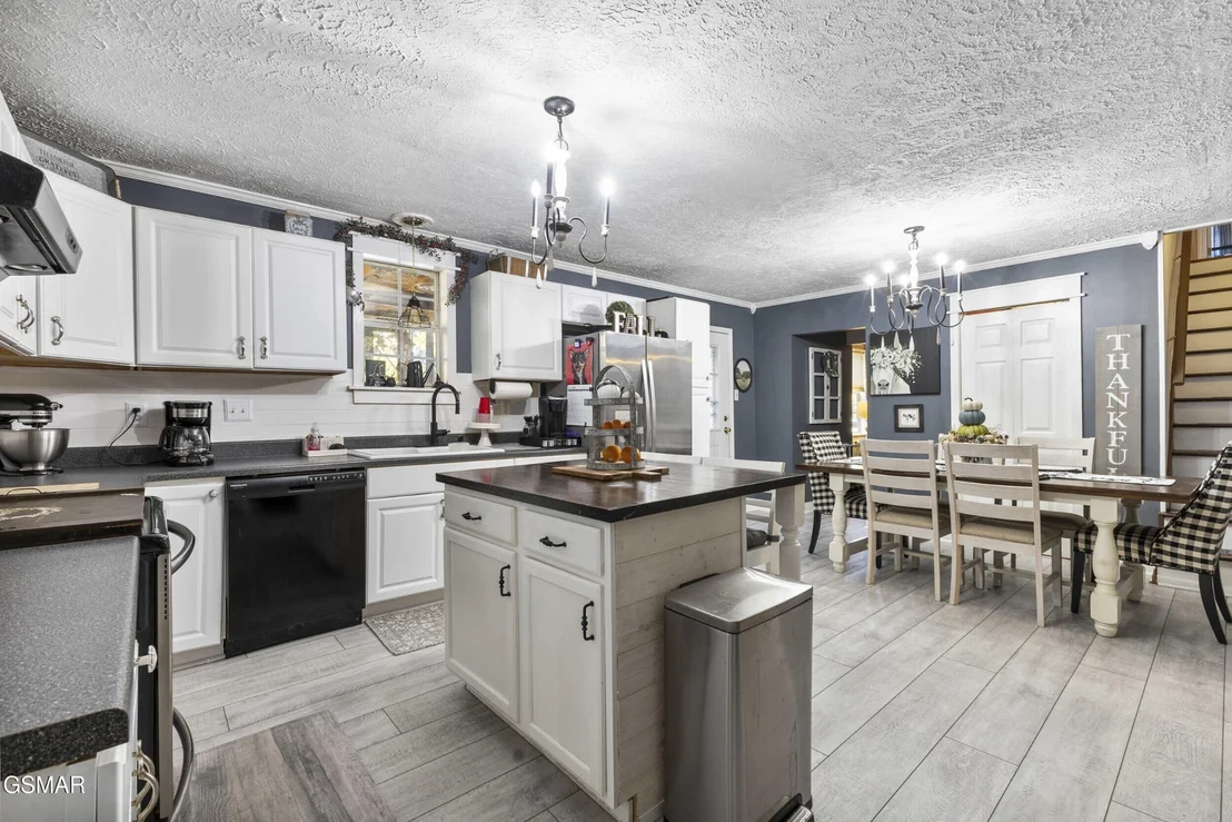 Photo of 2143 Hill Trail Drive