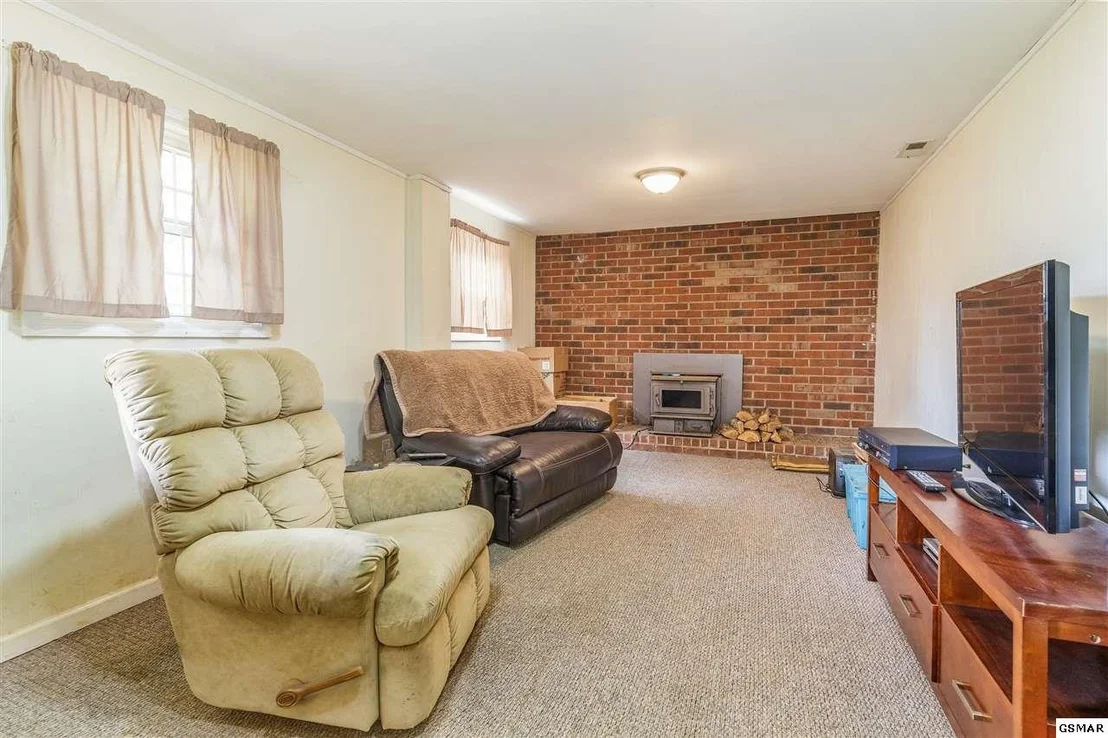 Photo of 5409 Lynnette Drive