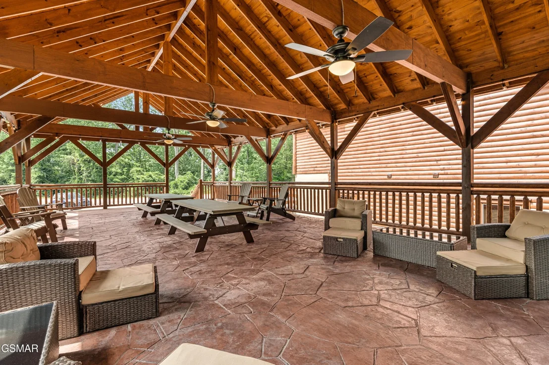 Photo of 2586 Rogers Way