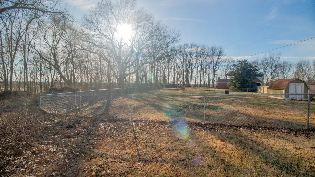 Photo of 23 Forked Oak Ln