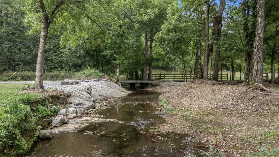 Photo of 615 Carr Creek Rd