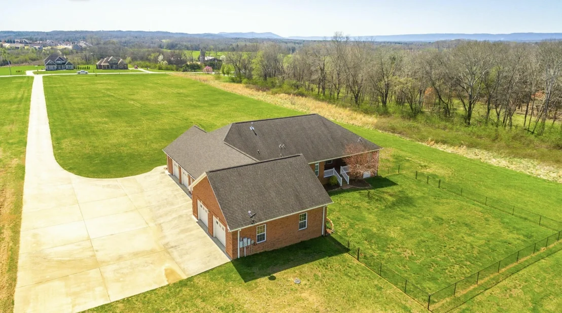 Photo of 454 Lee Clarkson Road