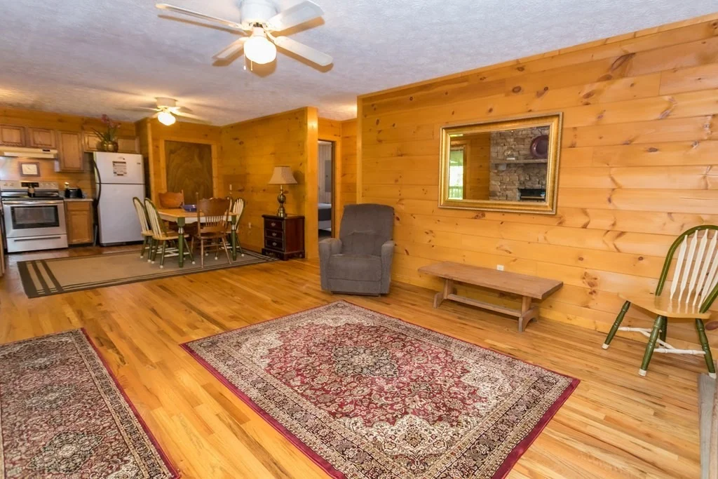 Photo of 1735 Austin View Way