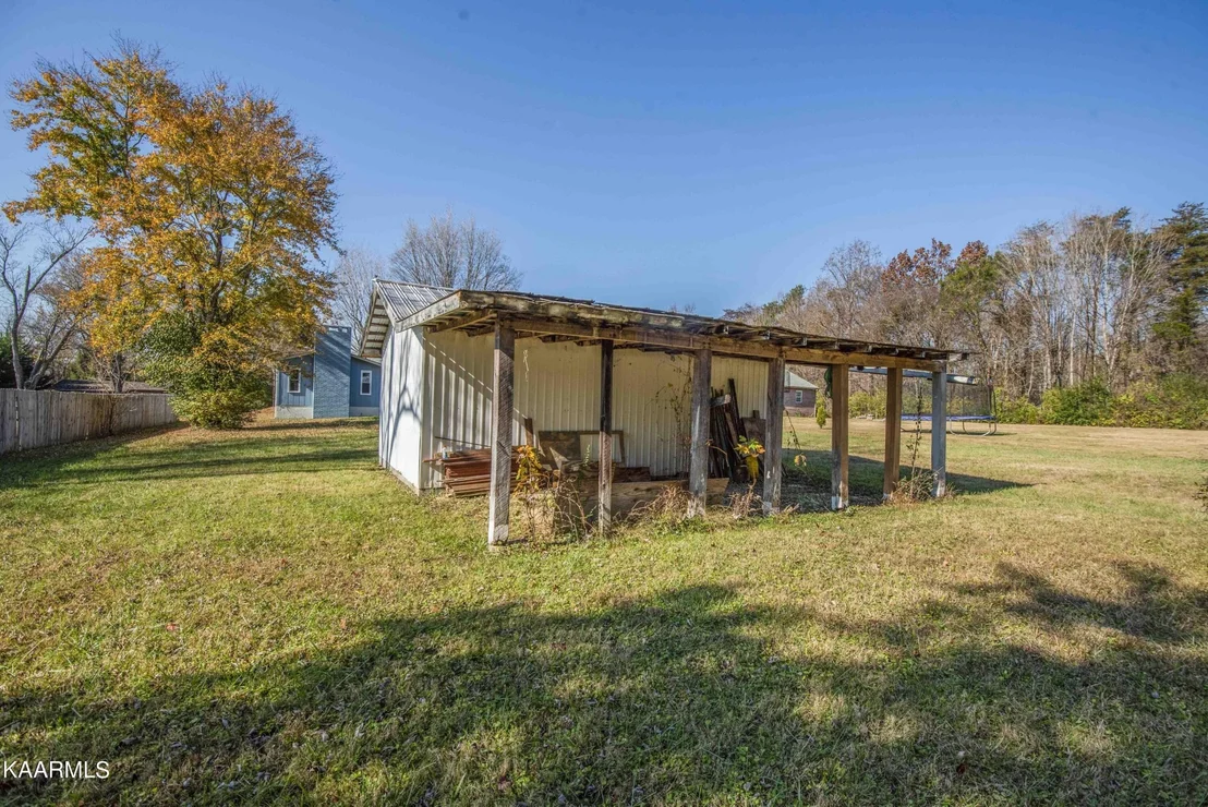 Photo of 3408 Hackberry Rd