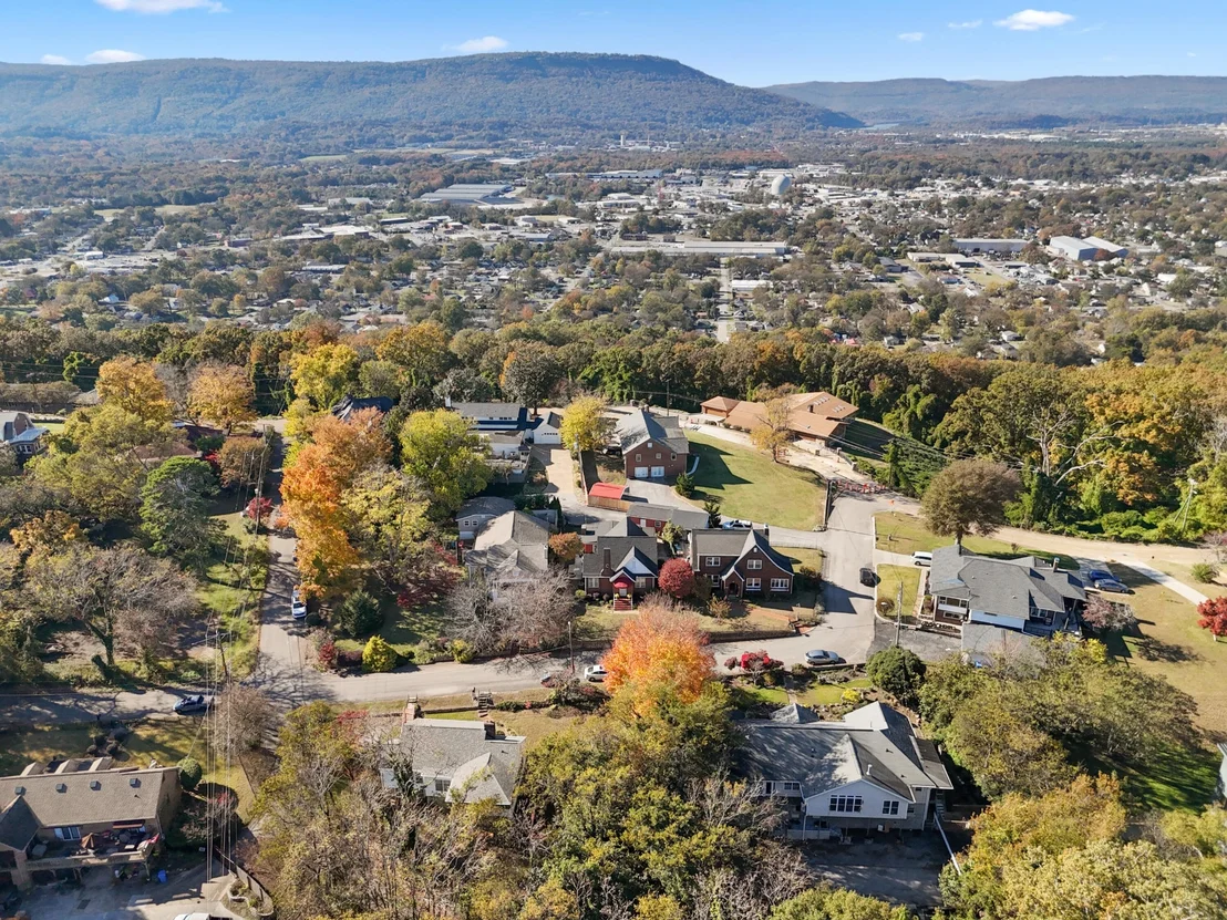 Photo of 643 E Crest Road