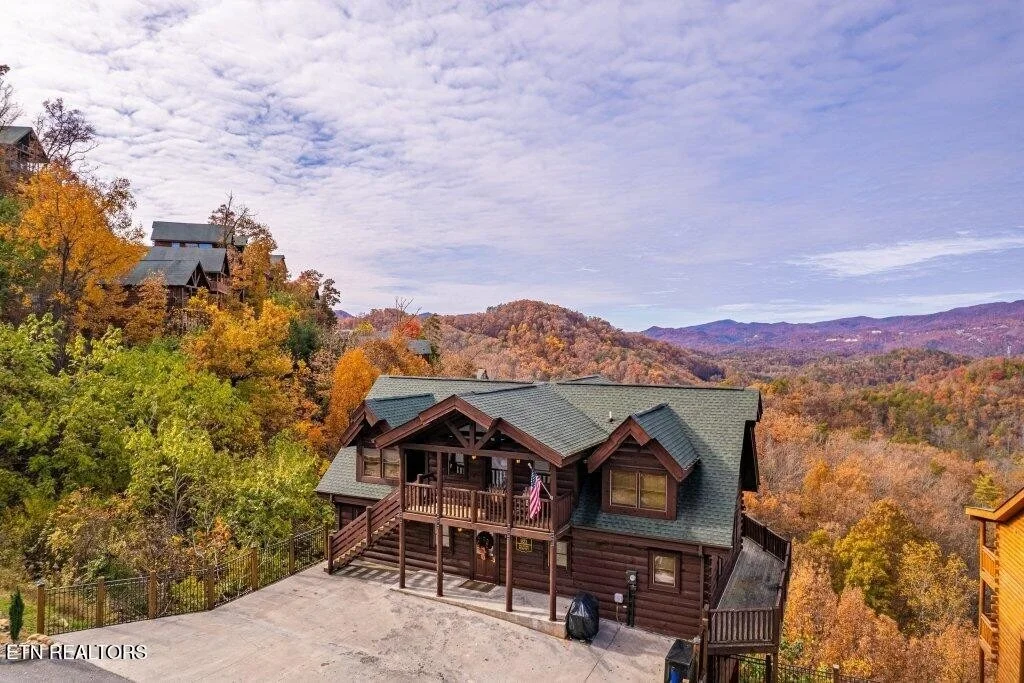 Photo of 922 Black Bear Cub Way
