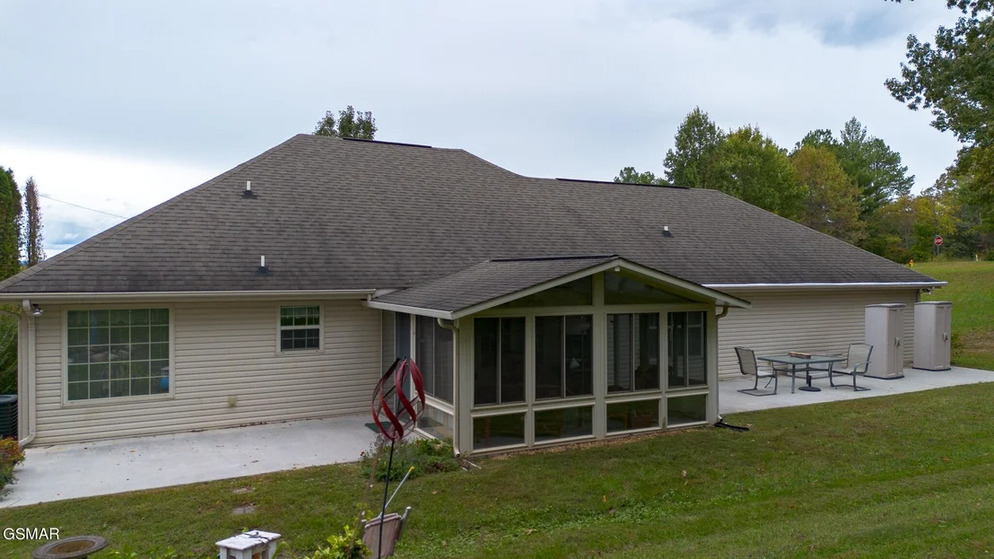 Photo of 829 Windstone Drive