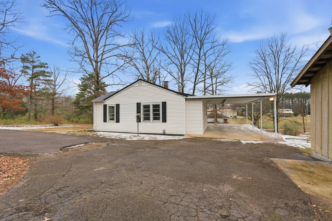Photo of 3011 Green Hill Dr