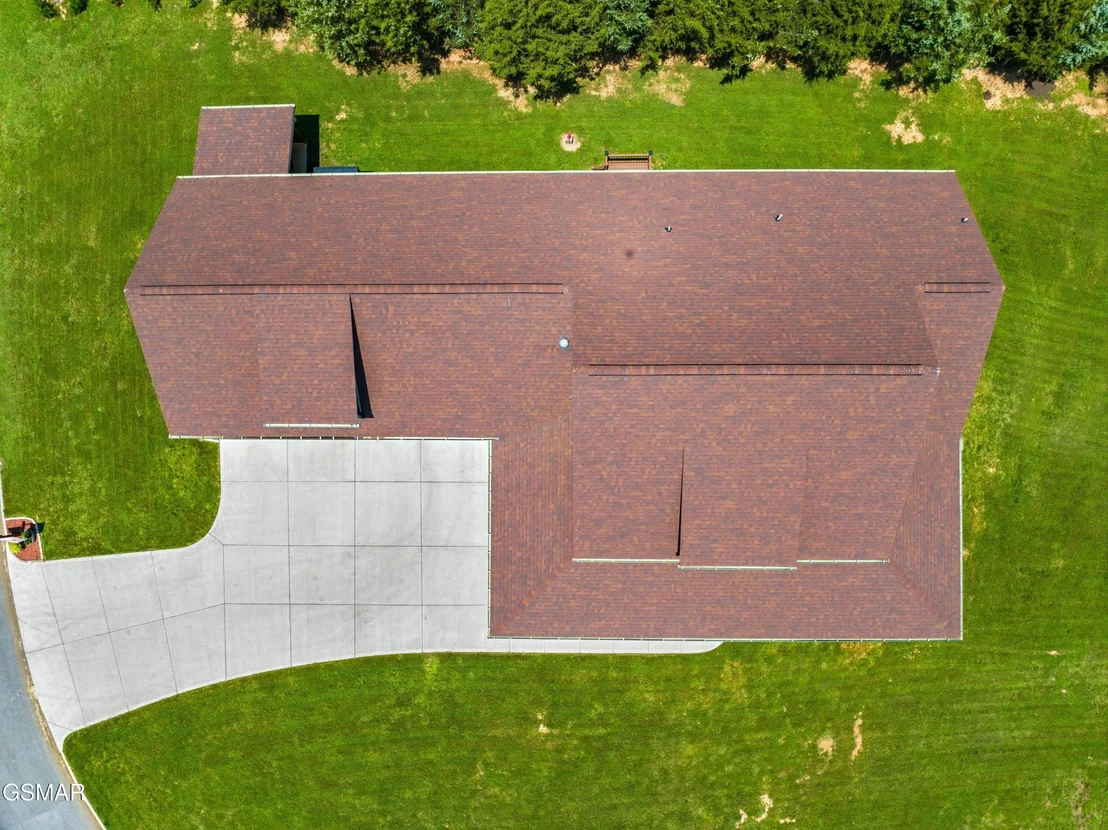 Photo of 2545 Amanda Lane