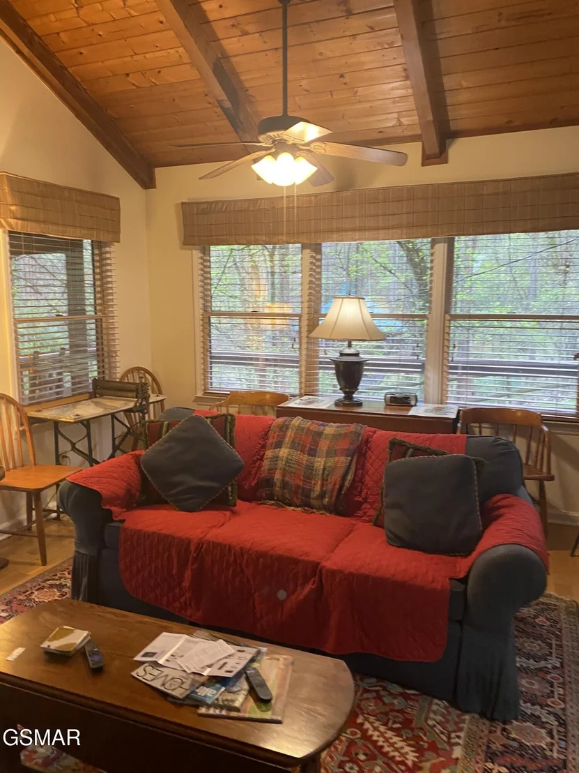 Photo of 2744 Black Walnut Flats Road