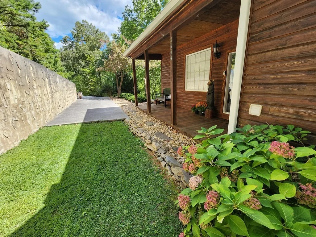 Photo of 3464 EMERALD Way