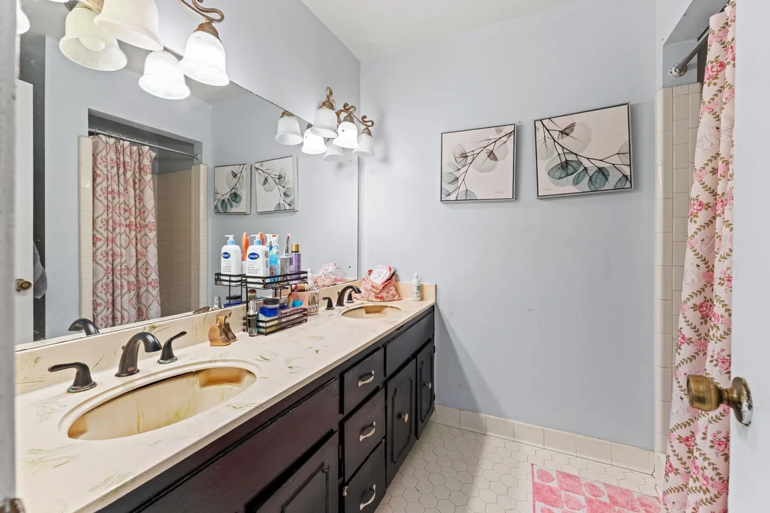 Photo of 2593 LANRICK CV