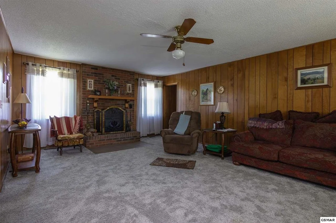 Photo of 633 Johnson Road