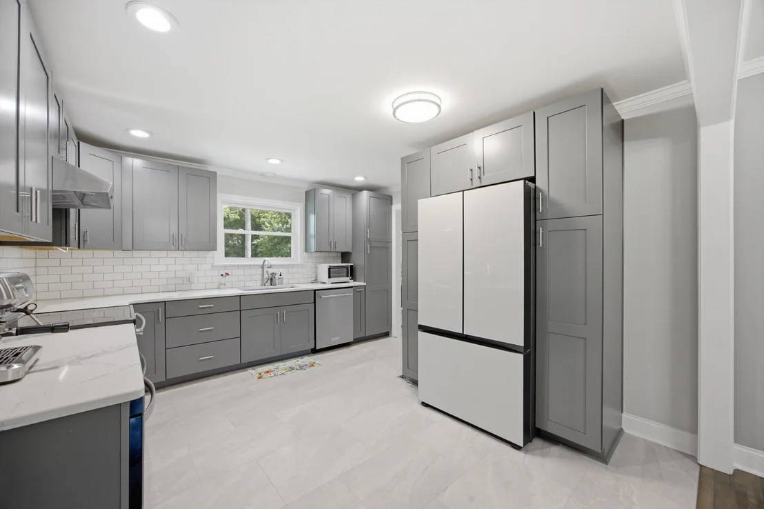 Photo of 9511 Timberlog Drive