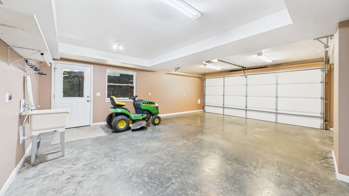Photo of 138 Deepwood Dr