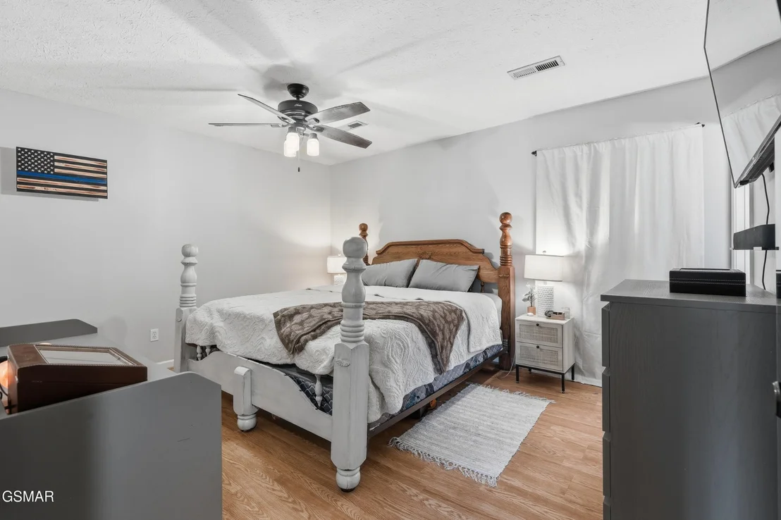 Photo of 223 River Valley Circle