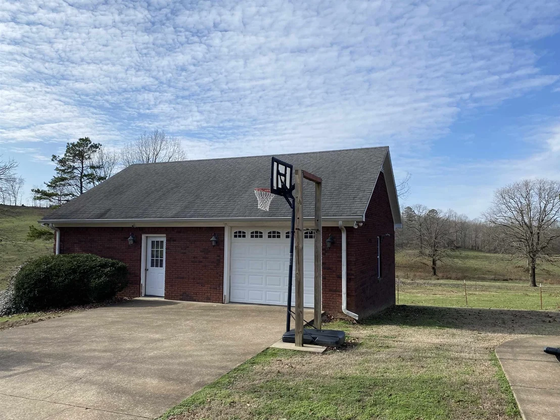 Photo of 360 HURLEY LN