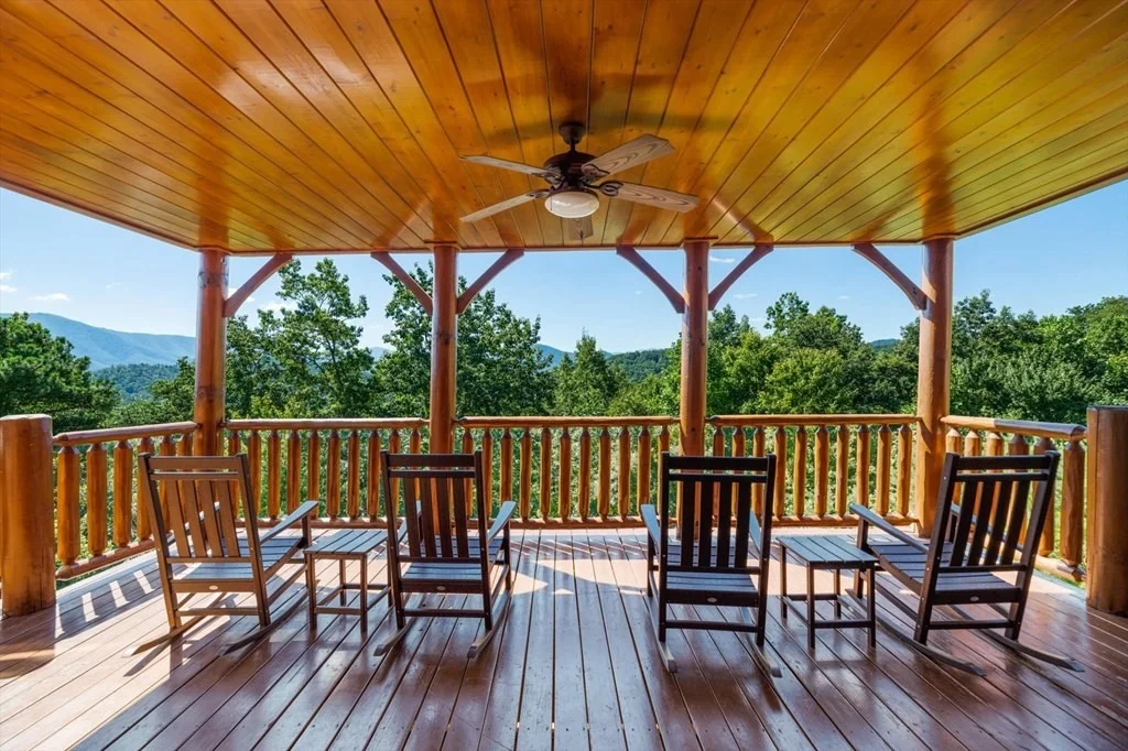 Photo of 2736 Mountain Preserve Drive