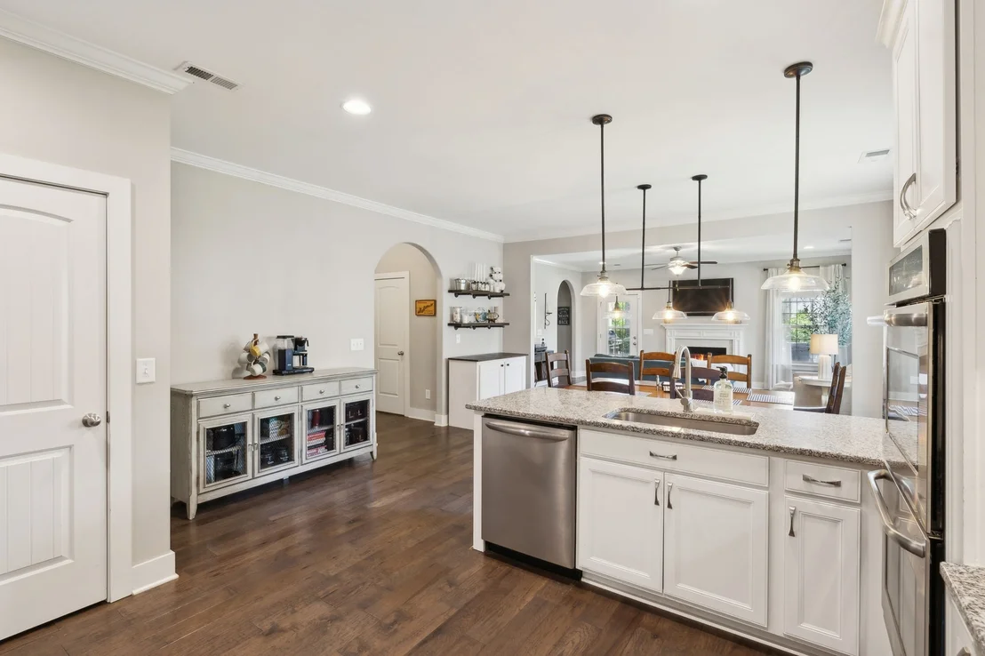 Photo of 7025 Headwaters Dr
