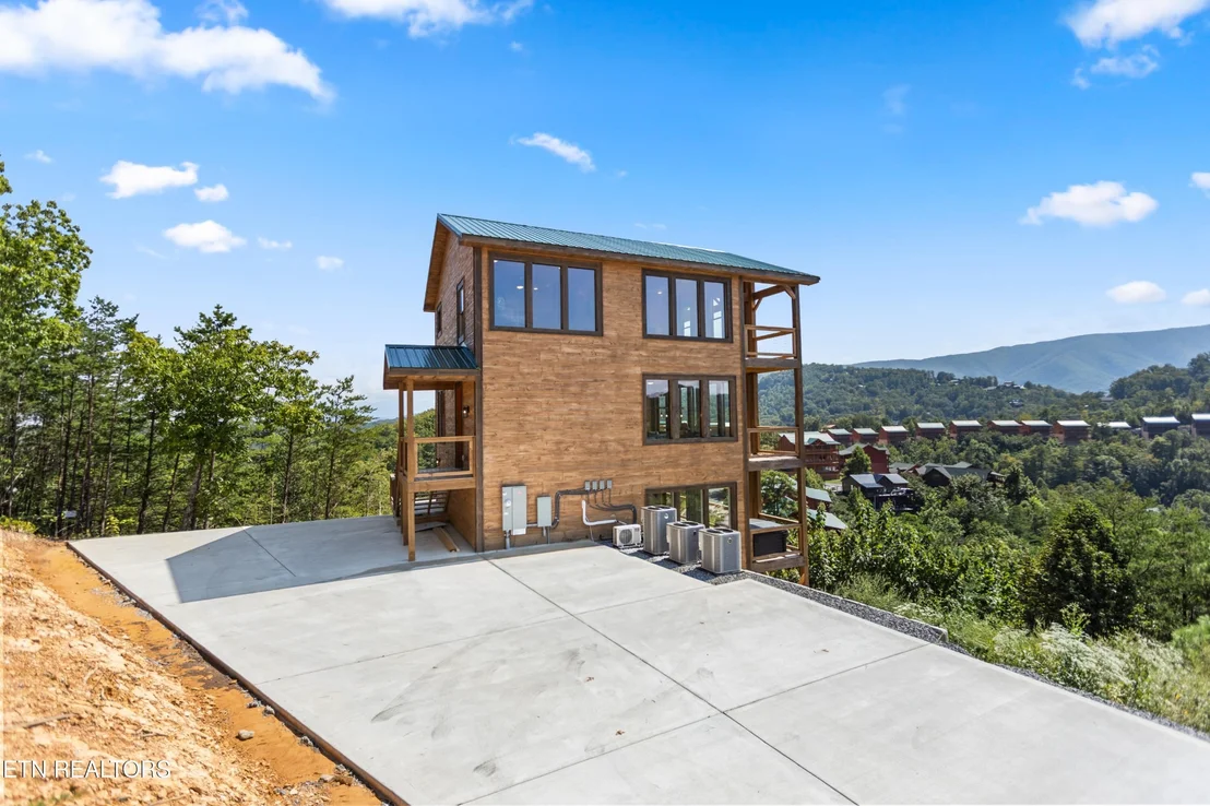 Photo of 2412 Mountain Ridge Way