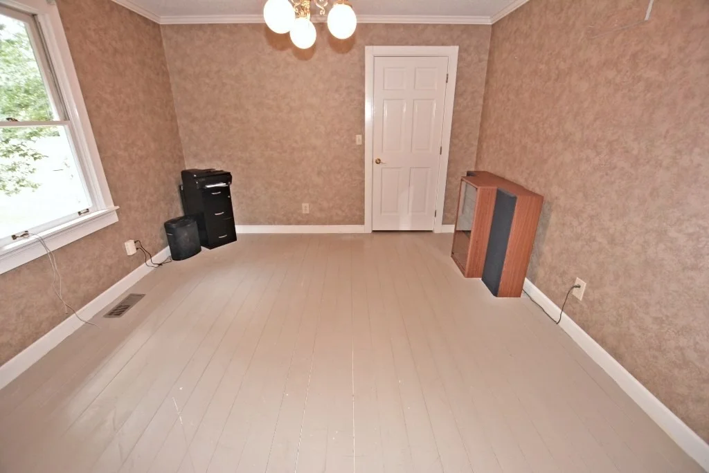 Photo of 1701 White Oak Drive