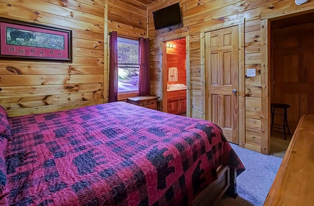 Photo of 1663 Little Cabin Loop