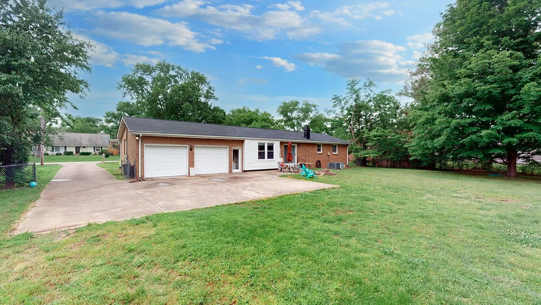 Photo of 206 Tyne Blvd