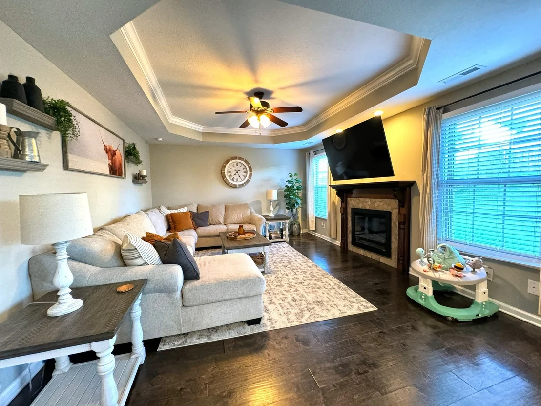 Photo of 2876 McManus Cir