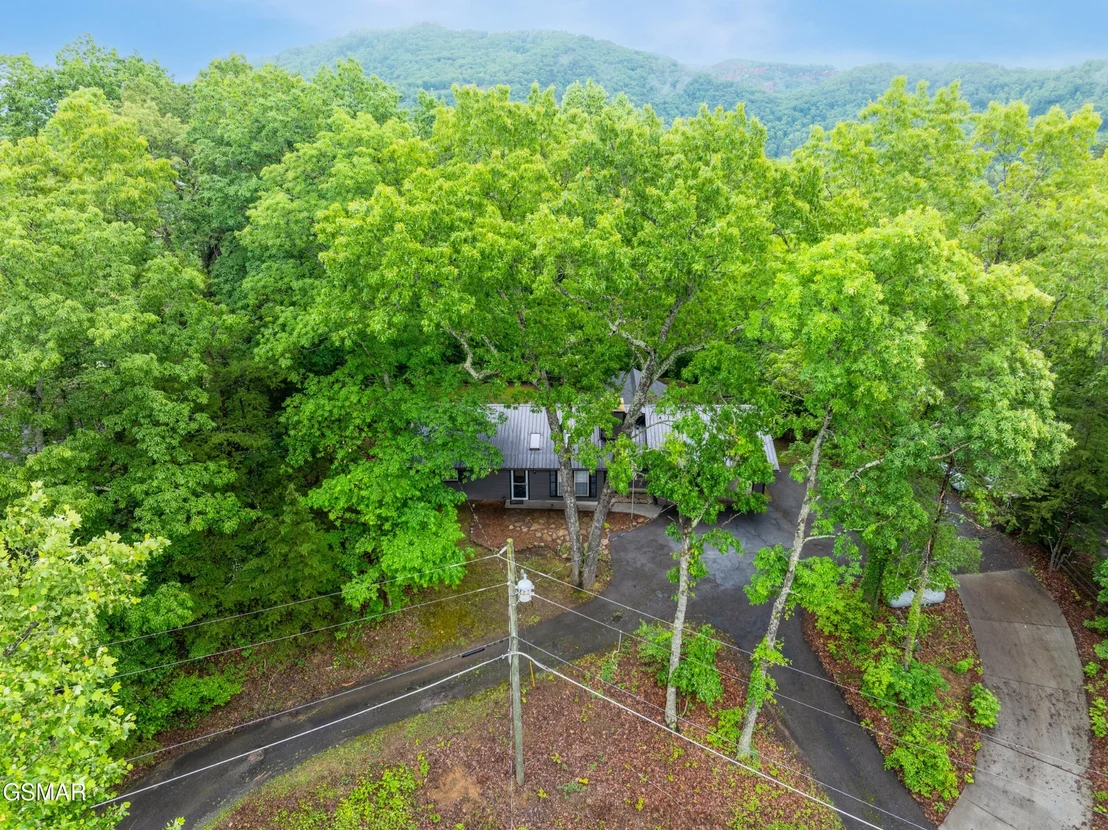 Photo of 2887 Pine Haven Drive