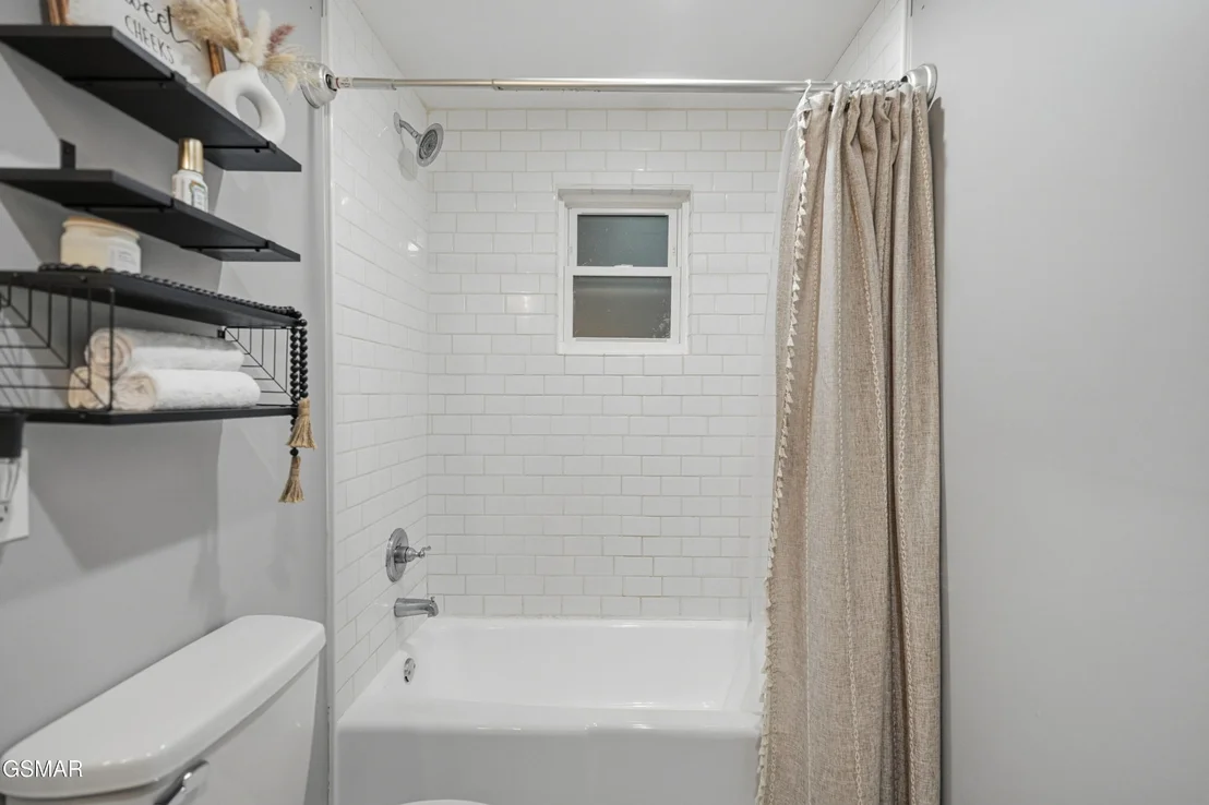 Photo of 335 Fenway Drive