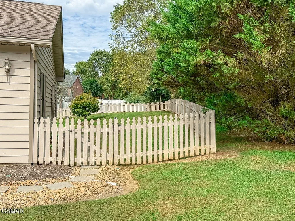 Photo of 625 Riverbrook Drive