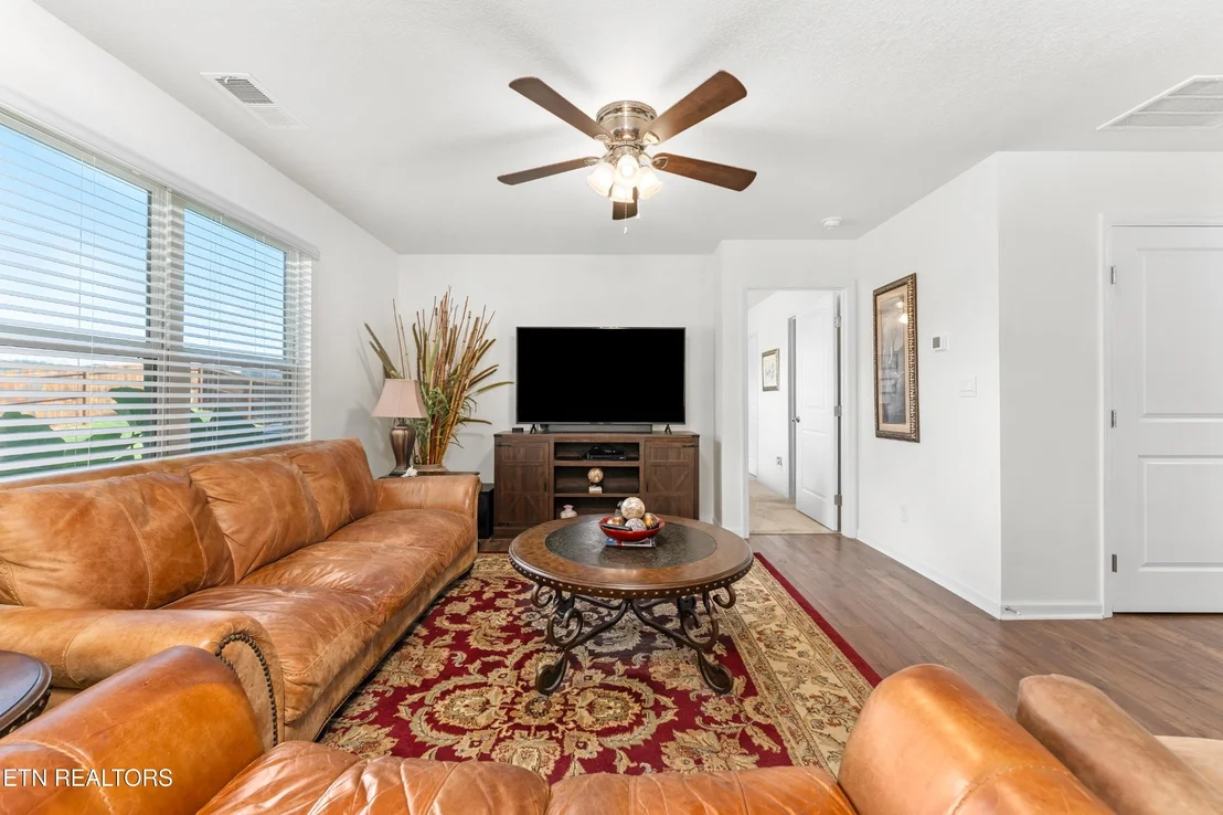 Photo of 180 Crescent Circle