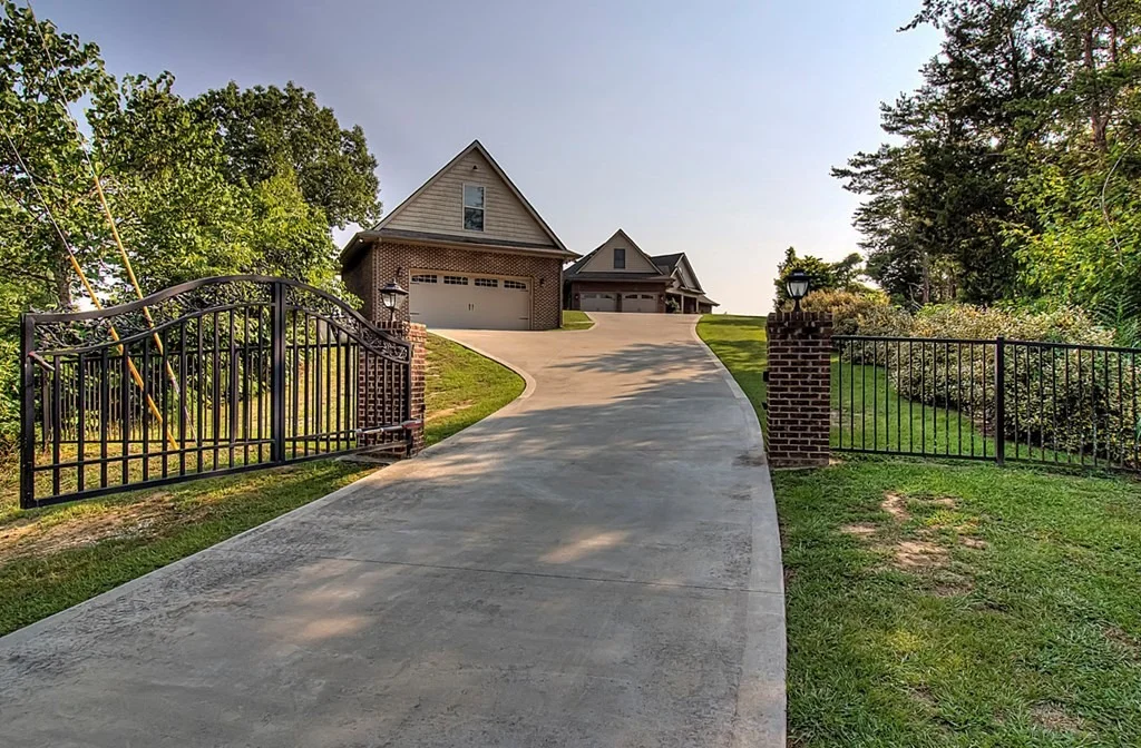 Photo of 1111 Lindsey Drive