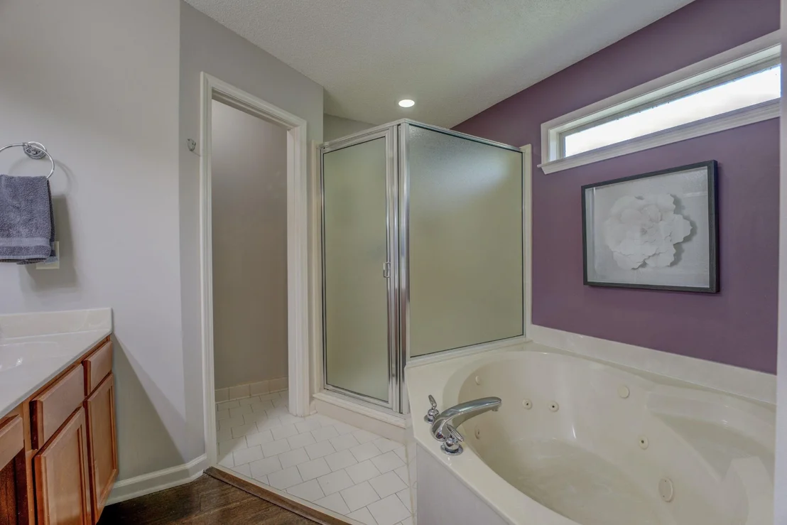 Photo of 384 STEADMAN LN