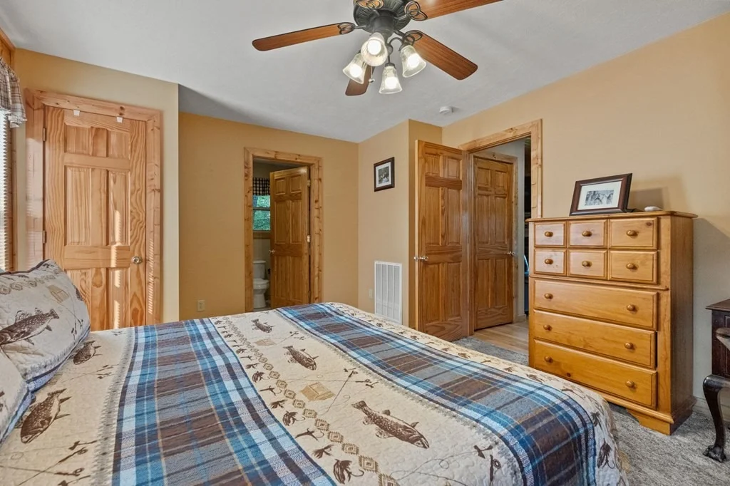 Photo of 4172 Chamberlain Lane