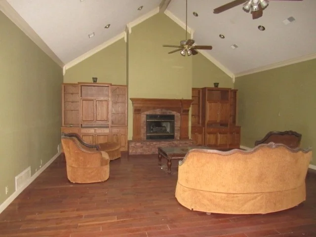 Photo of 9800 E HOLMES RD