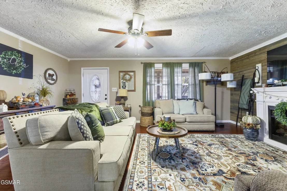 Photo of 2143 Hill Trail Drive