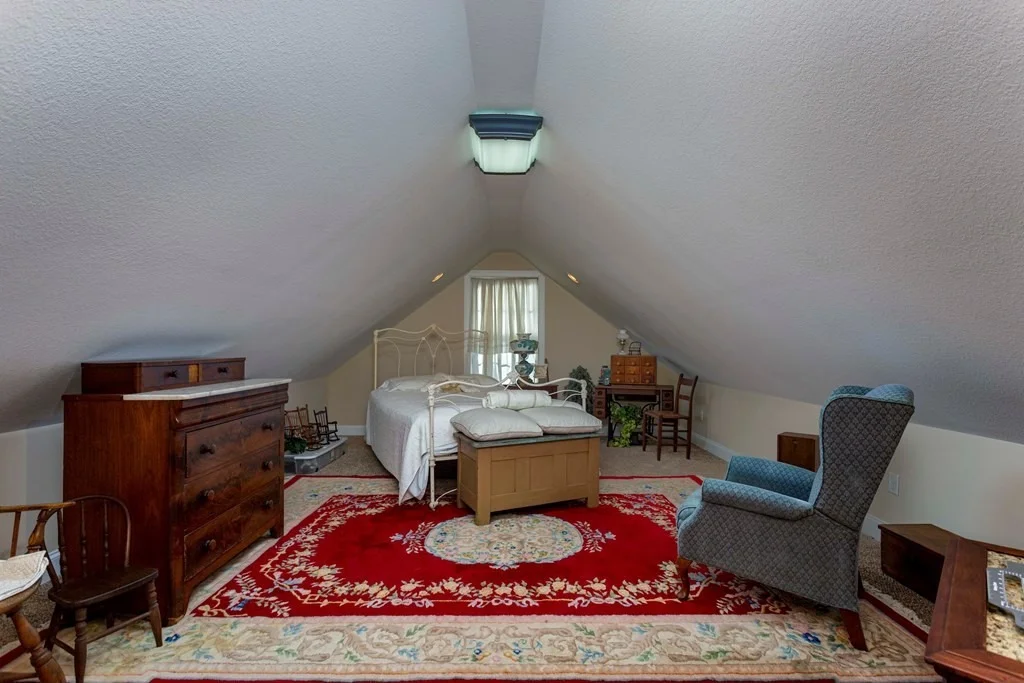 Photo of 271 Mountain Shadow Drive