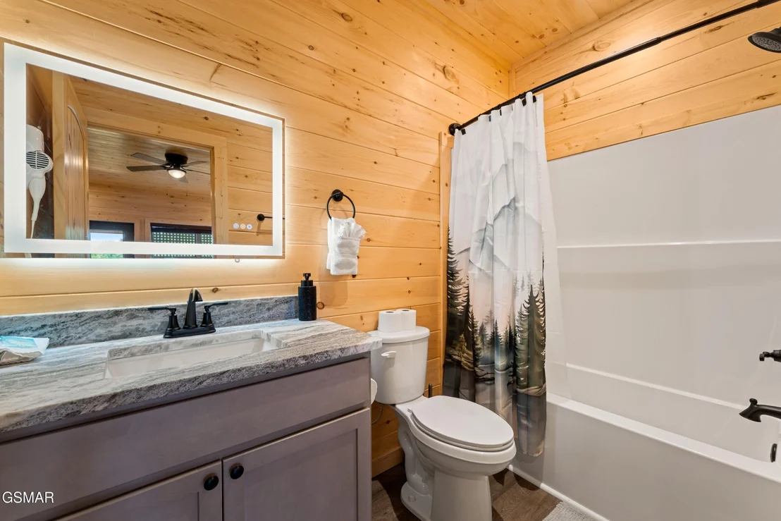 Photo of 812 Peak Lp Way