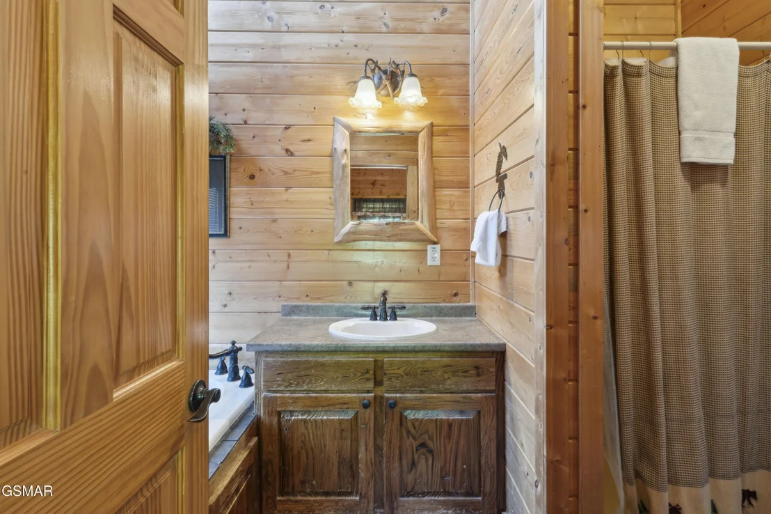 Photo of 3747 Edge Park Drive