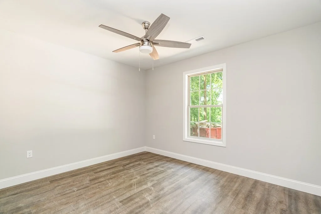 Photo of 1420 S Circle Drive