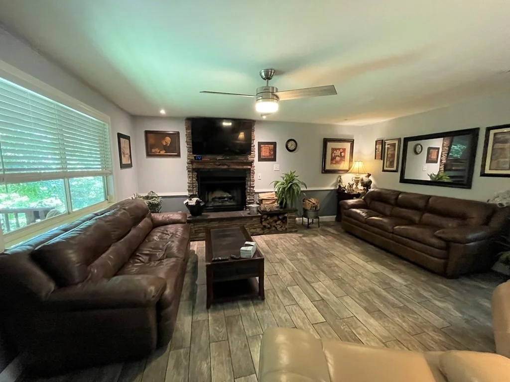 Photo of 1748 PAULAS HUSKEY Circle